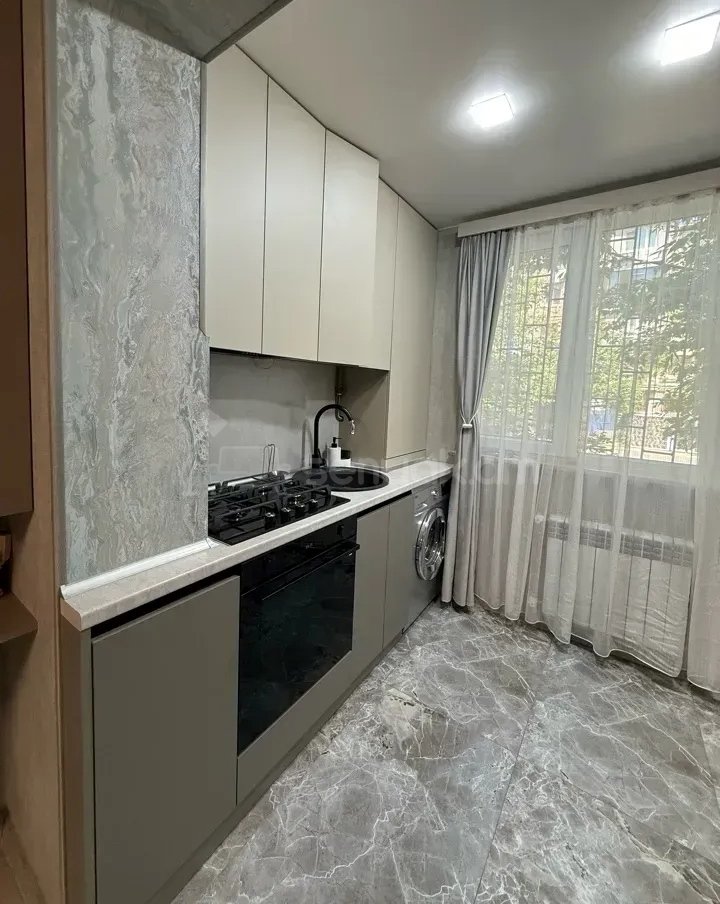 2 Սենյականոց Բնակարան, 40քմ, 1/5 հարկ, Կապիտալ Վերանորոգված
