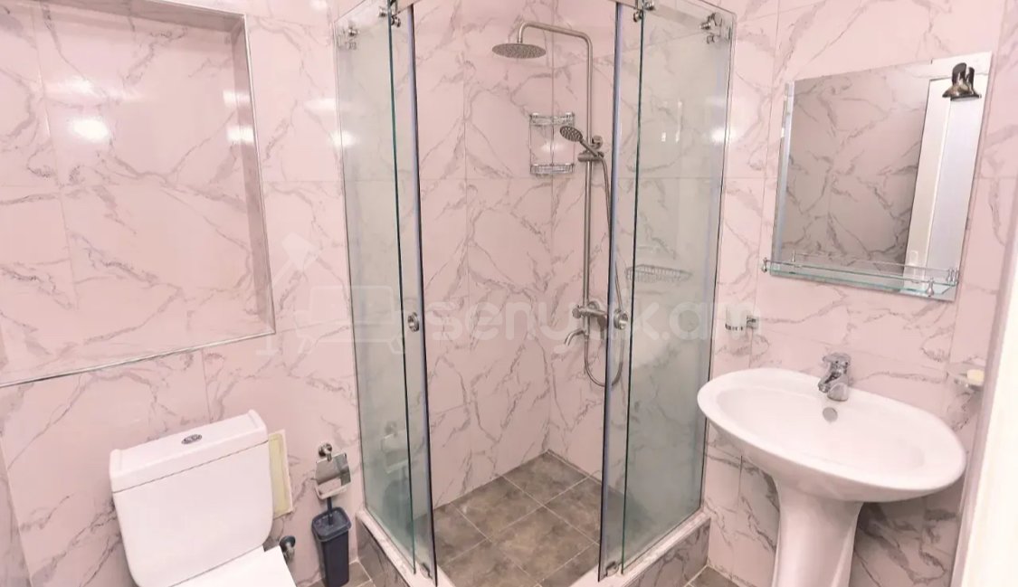 2 Սենյականոց Բնակարան Քարե Շենքում, 52քմ, 4/4 հարկ, Նորմալ Վիճակում, Կահավորված