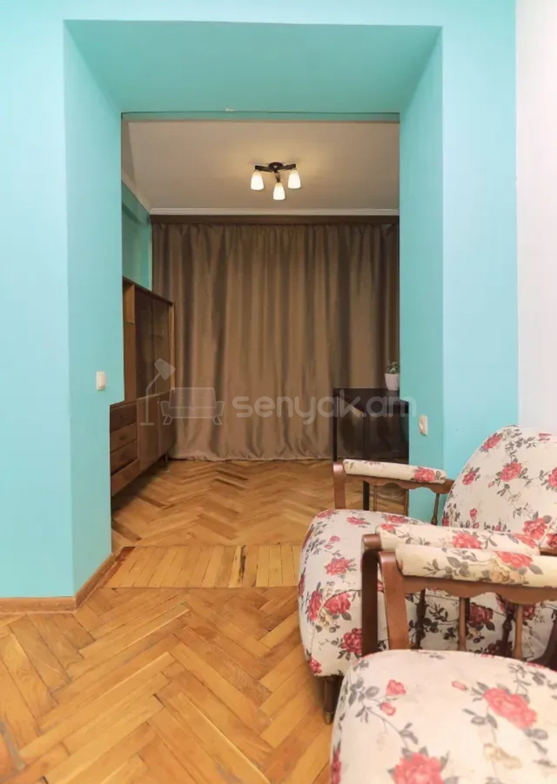 2 Սենյականոց Բնակարան Քարե Շենքում, 52քմ, 4/4 հարկ, Նորմալ Վիճակում, Կահավորված