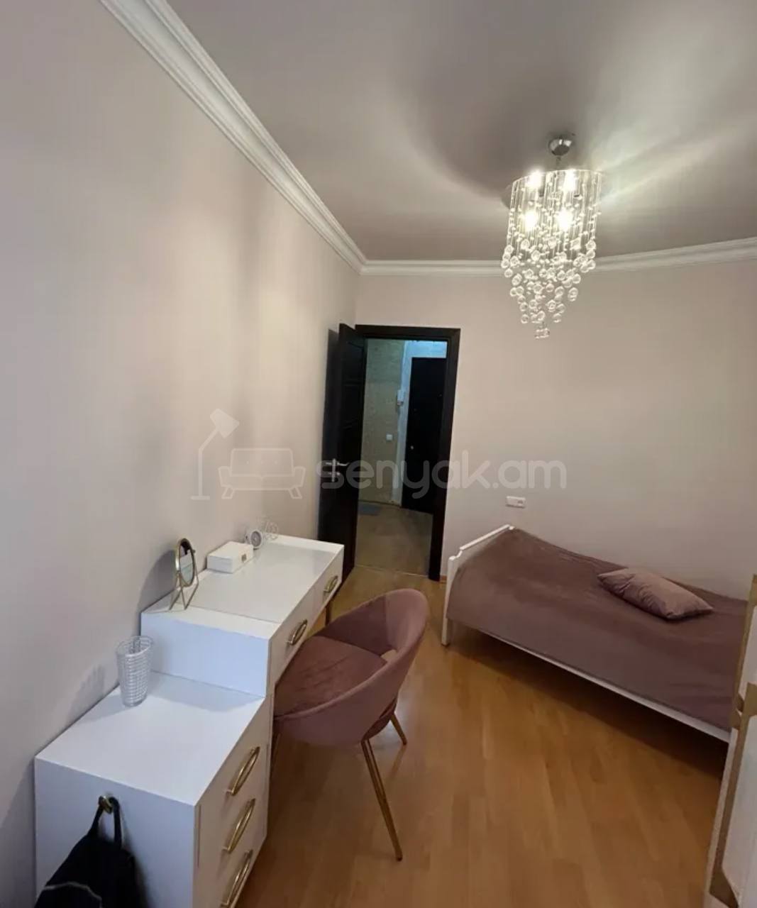 4 Սենյականոց Բնակարան, 87քմ, 4/9 հարկ, Կապիտալ Վերանորոգված