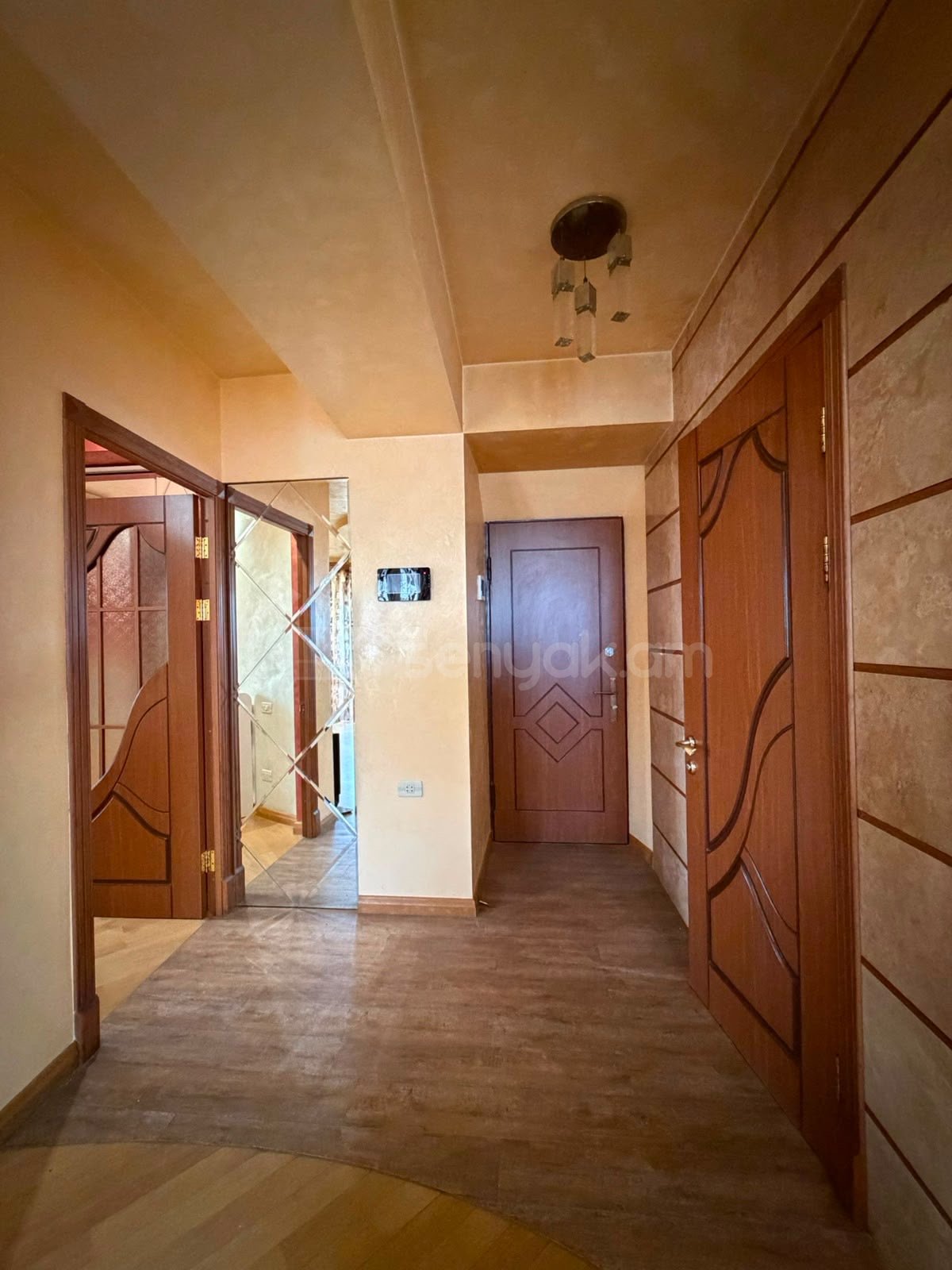 3 Սենյականոց Բնակարան, 80քմ, 8/14 հարկ, Դիզայներական Վերանորոգված