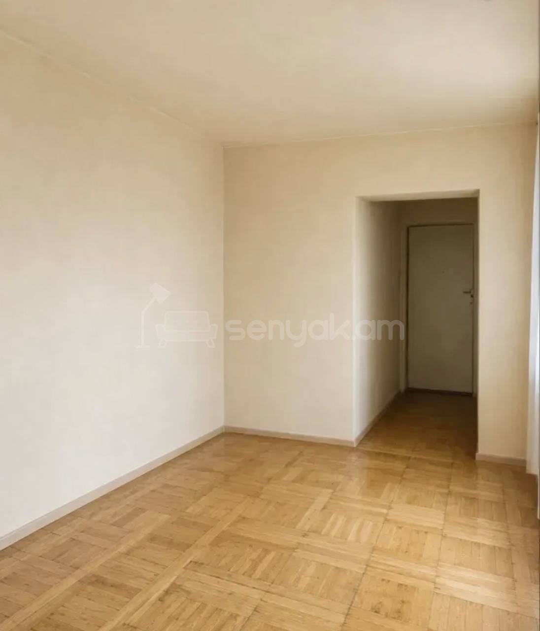 3 Սենյականոց Բնակարան Քարե Շենքում, 94քմ, 6/7 հարկ, Կոսմետիկ Վերանորոգված