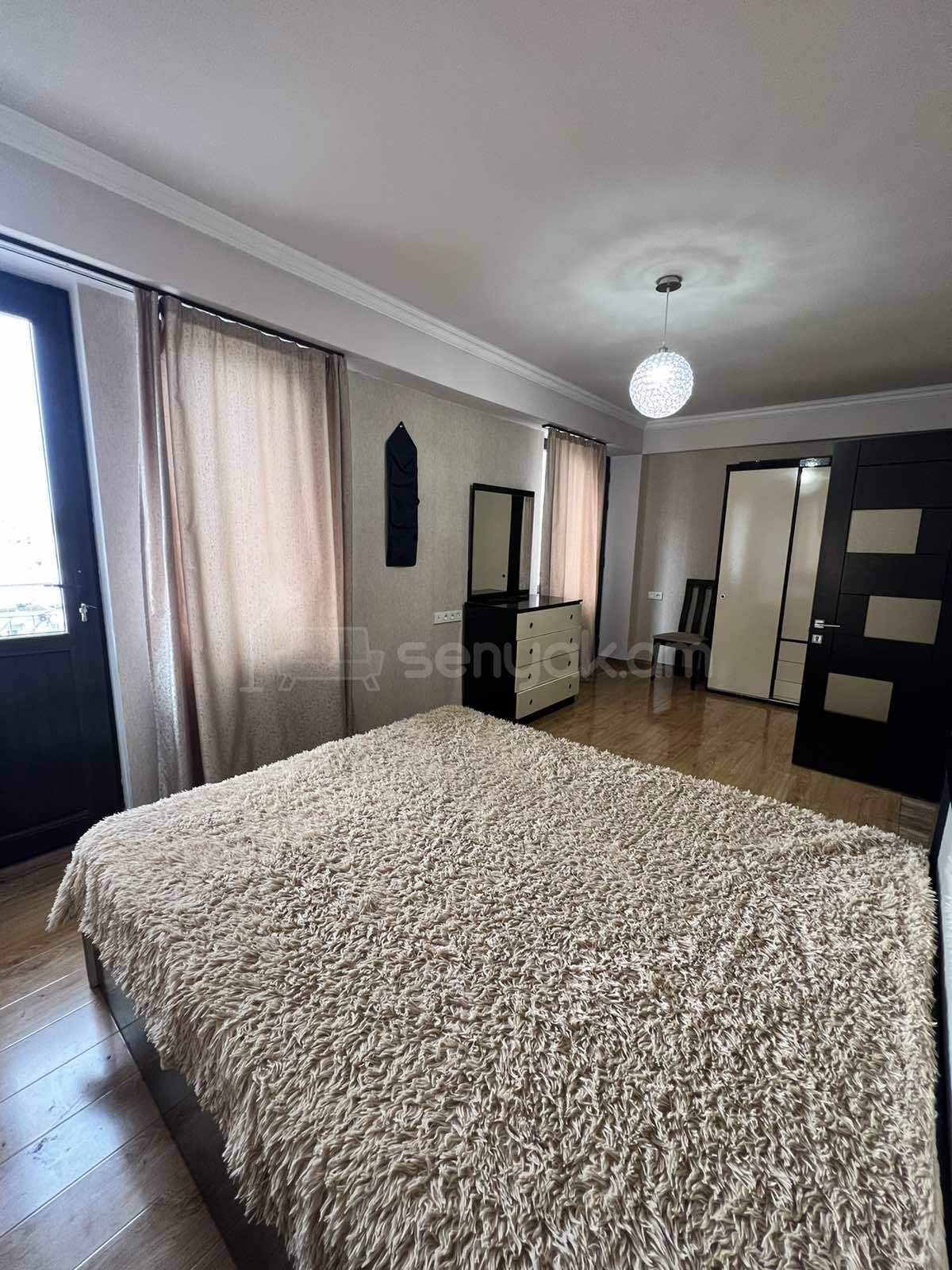 3 Սենյականոց Բնակարան, 90քմ, 6/12 հարկ, Կապիտալ Վերանորոգված, Կահավորված, Արևկող
