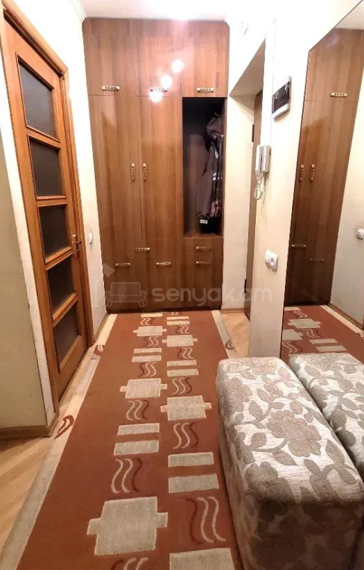 1 Սենյականոց Բնակարան Քարե Շենքում, 45քմ, 5/5 հարկ, Կոսմետիկ Վերանորոգված