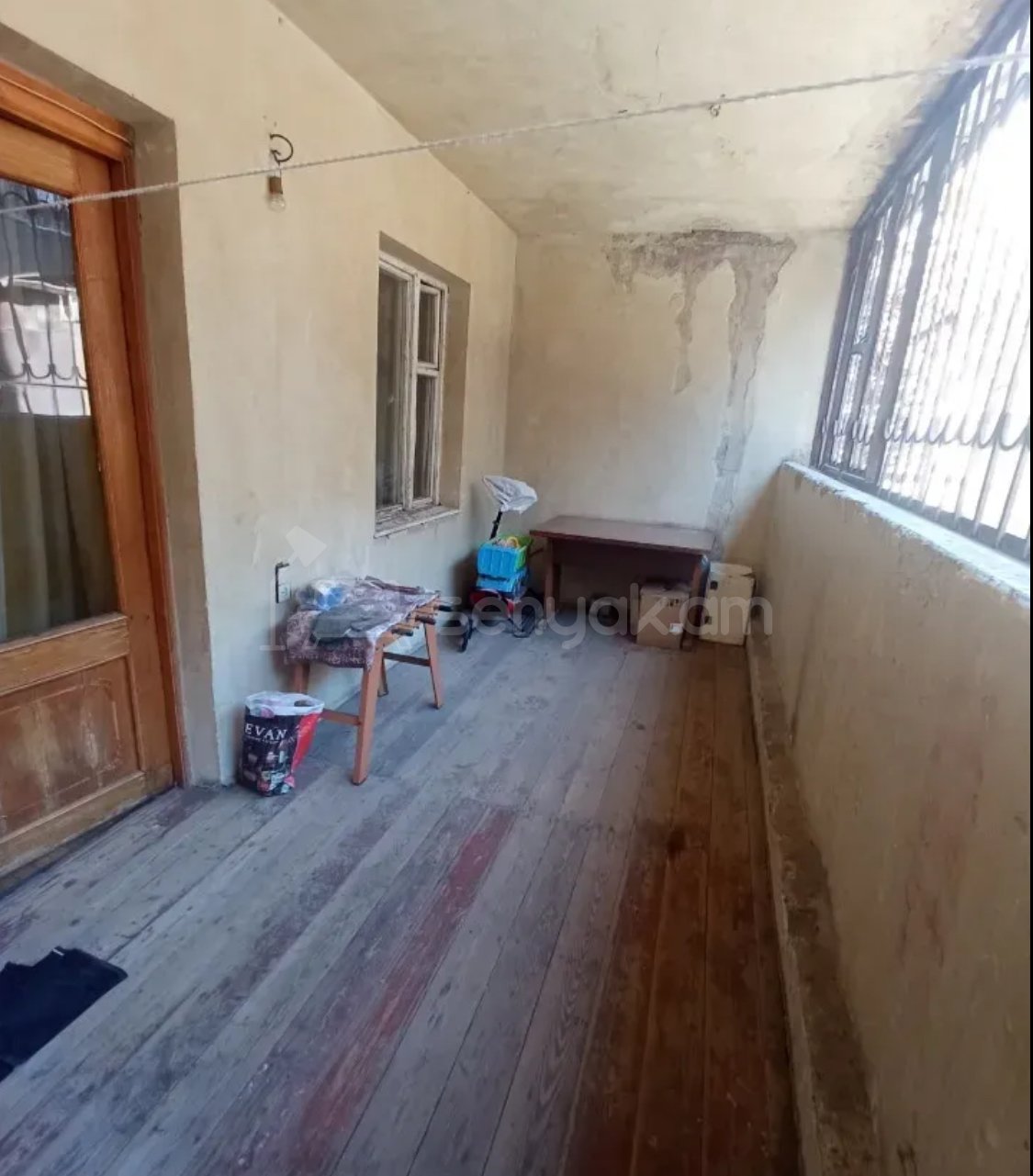 4 Սենյականոց Բնակարան, 110քմ, 1/9 հարկ, Պետական Վիճակում