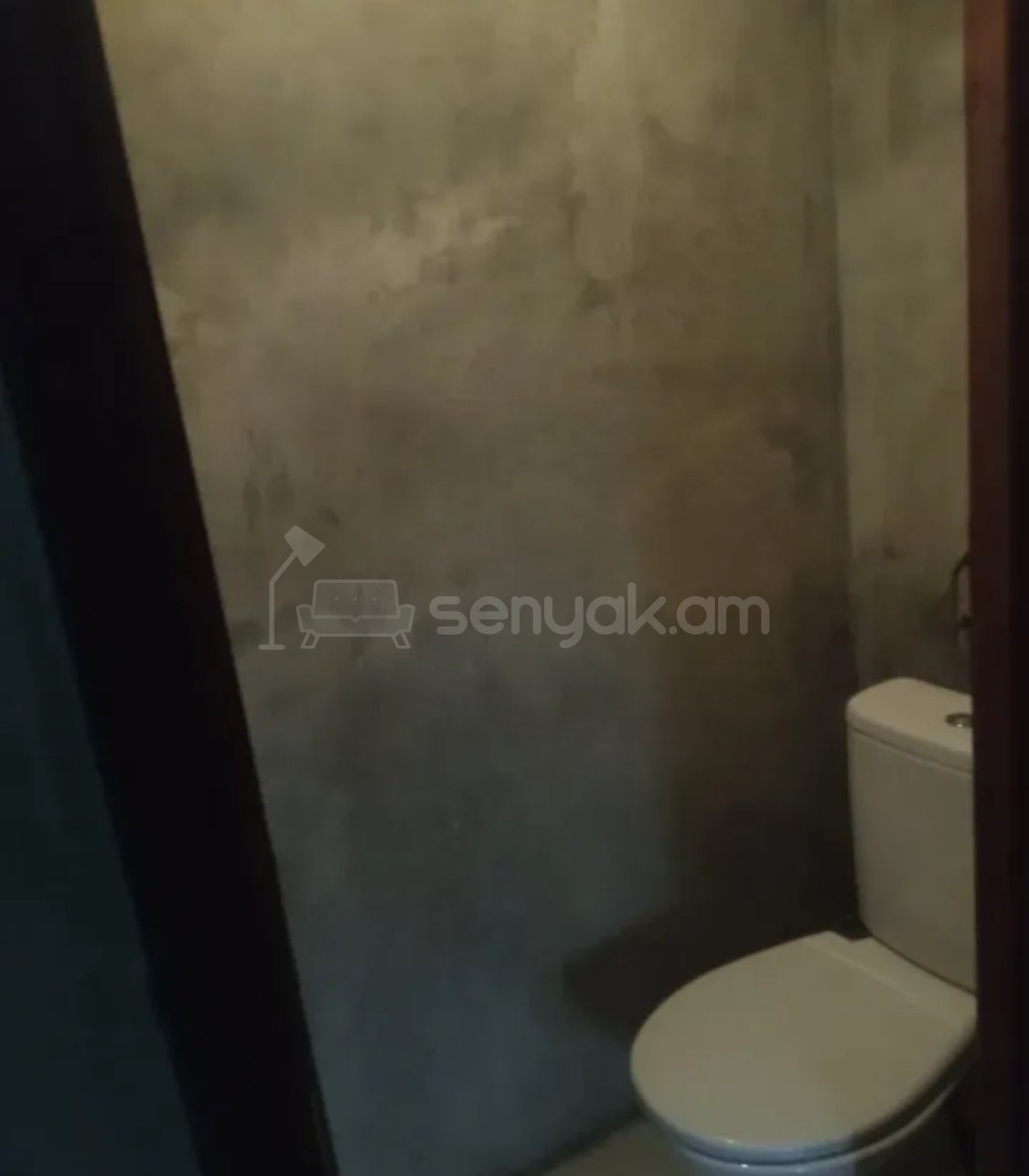 4 Սենյականոց Բնակարան, 110քմ, 1/9 հարկ, Պետական Վիճակում