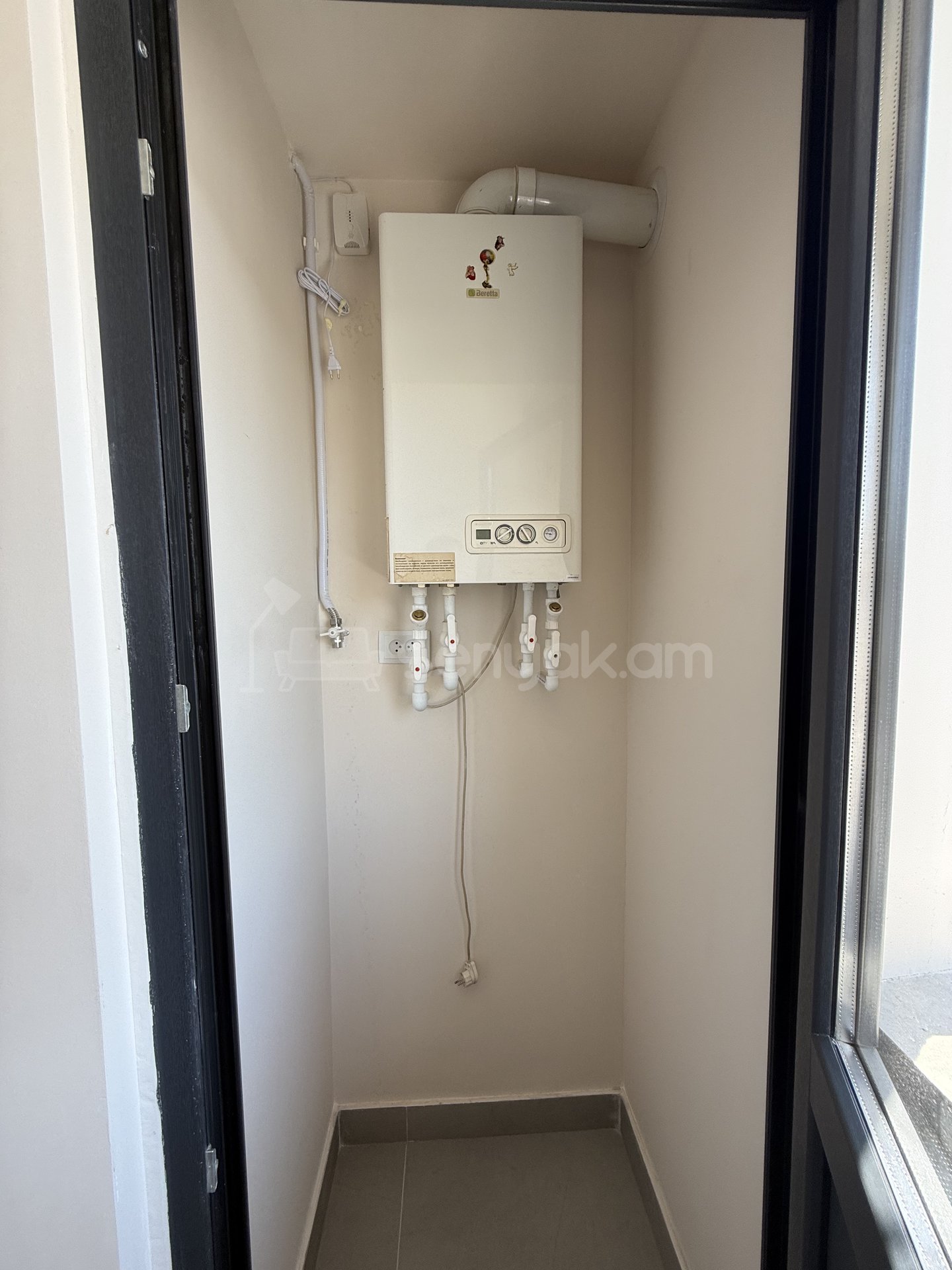 2 Սենյականոց Բնակարան, 46քմ, 5/9 հարկ, Դիզայներական Վերանորոգված