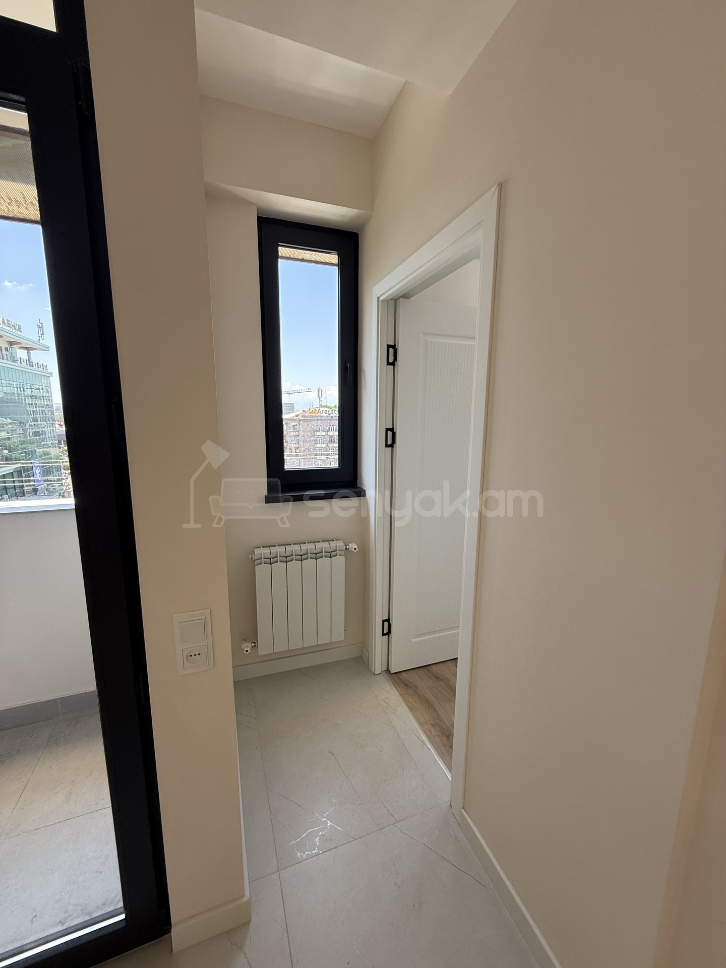 2 Սենյականոց Բնակարան, 46քմ, 5/9 հարկ, Դիզայներական Վերանորոգված