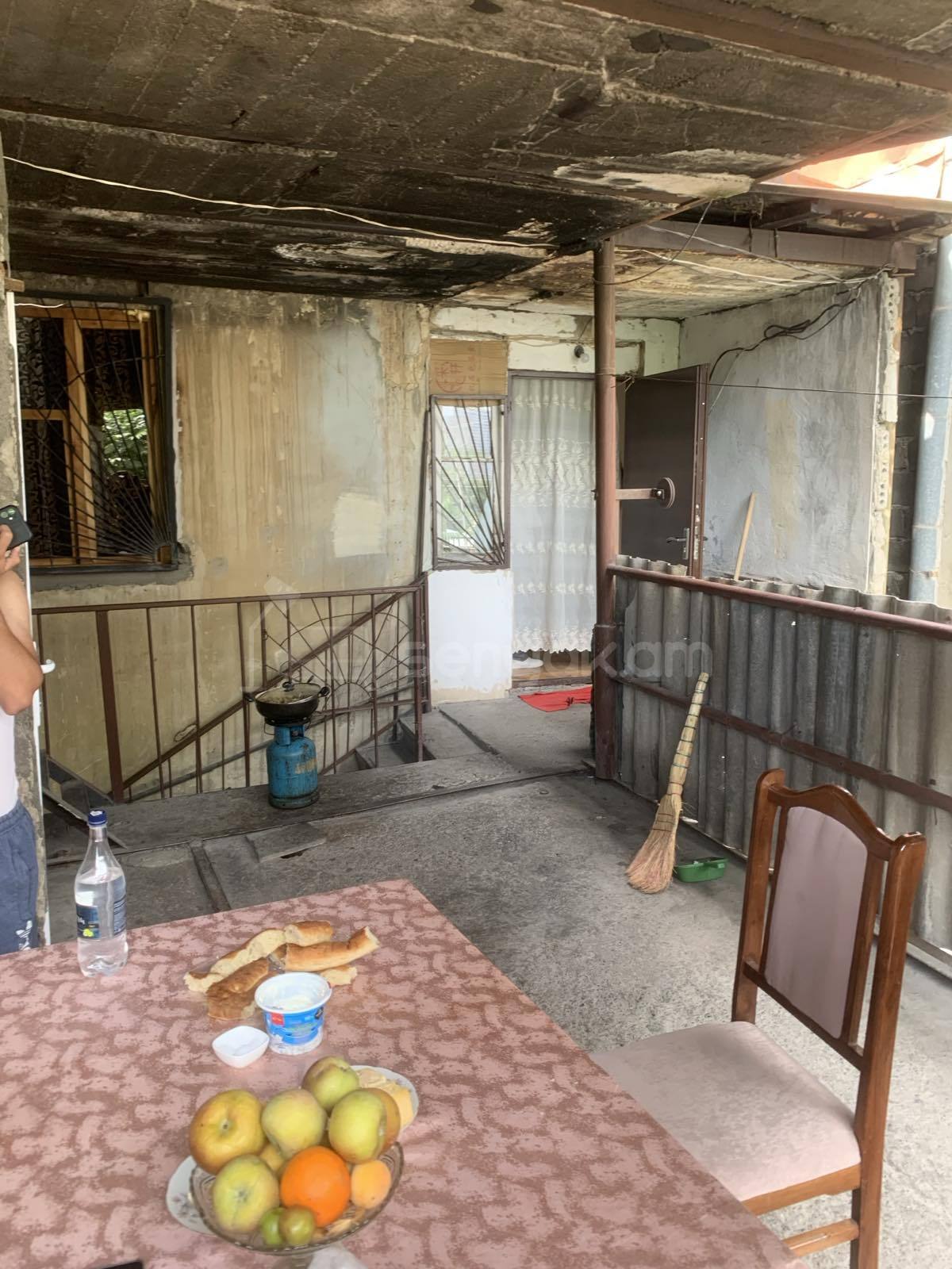 3 Սենյականոց Սեփական Տուն, 90քմ, Նորմալ Վիճակում