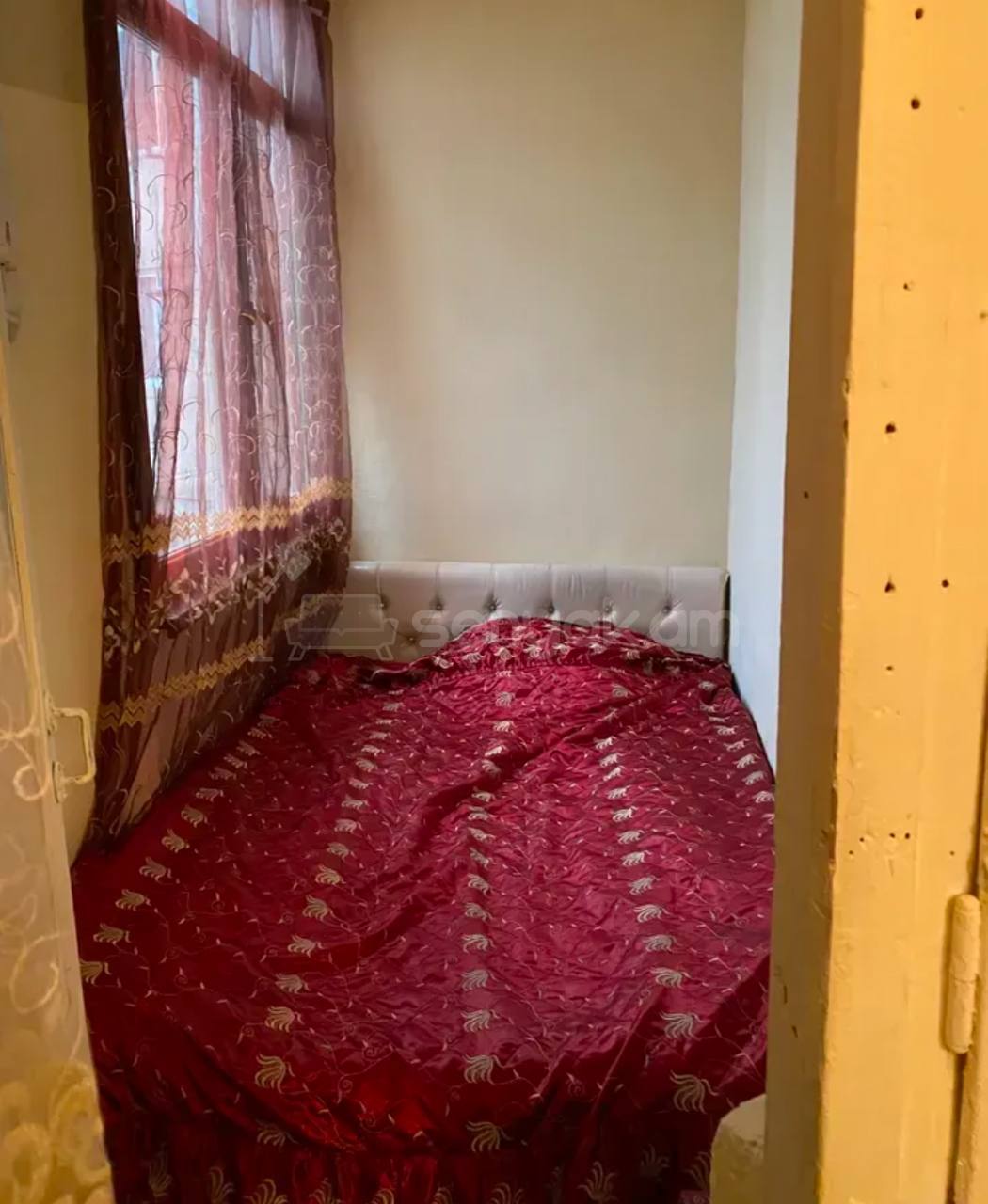 1 Սենյականոց Բնակարան, 40քմ, 11/12 հարկ, Նորմալ Վիճակում, Կահավորված