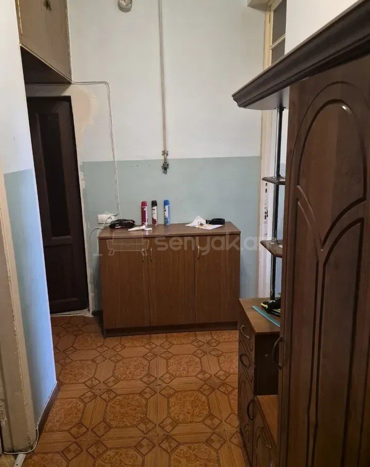 2 Սենյականոց Բնակարան Քարե Շենքում, 68քմ, 4/5 հարկ, Նորմալ Վիճակում