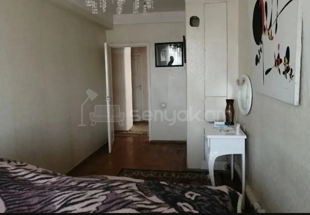 4 Սենյականոց Բնակարան, 110քմ, 3/14 հարկ, Պետական Վիճակում