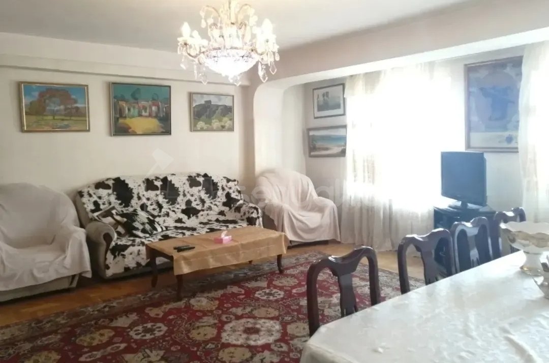 4 Սենյականոց Բնակարան, 110քմ, 3/14 հարկ, Պետական Վիճակում