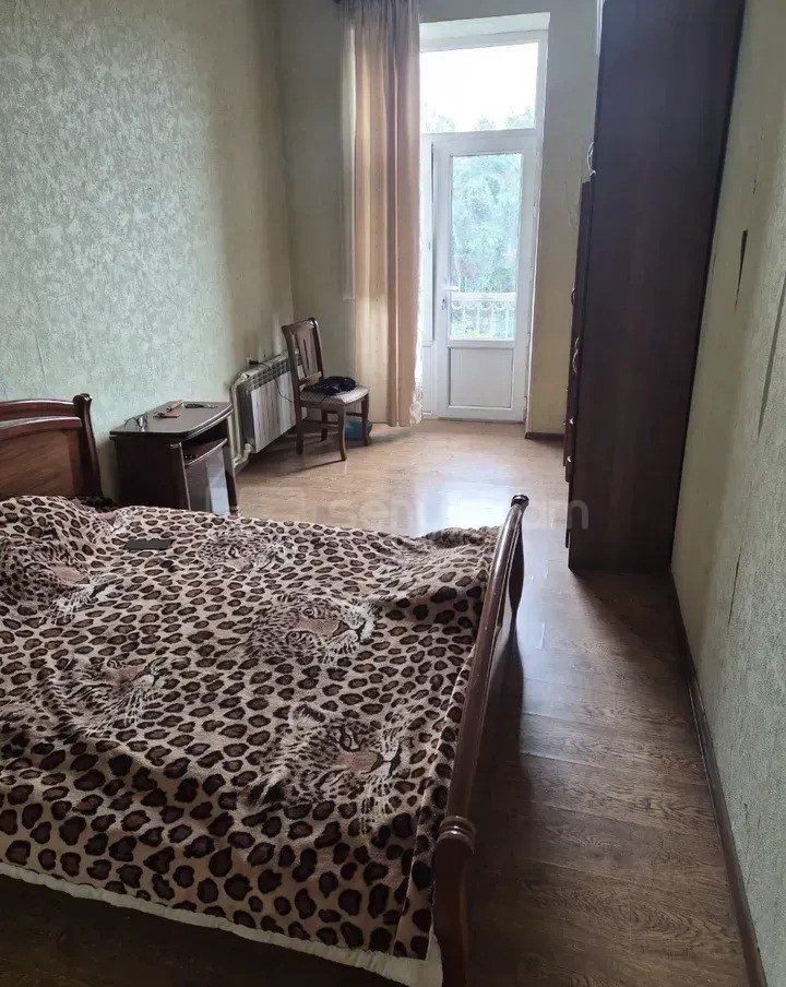 2 Սենյականոց Բնակարան Քարե Շենքում, 68քմ, 4/5 հարկ, Նորմալ Վիճակում