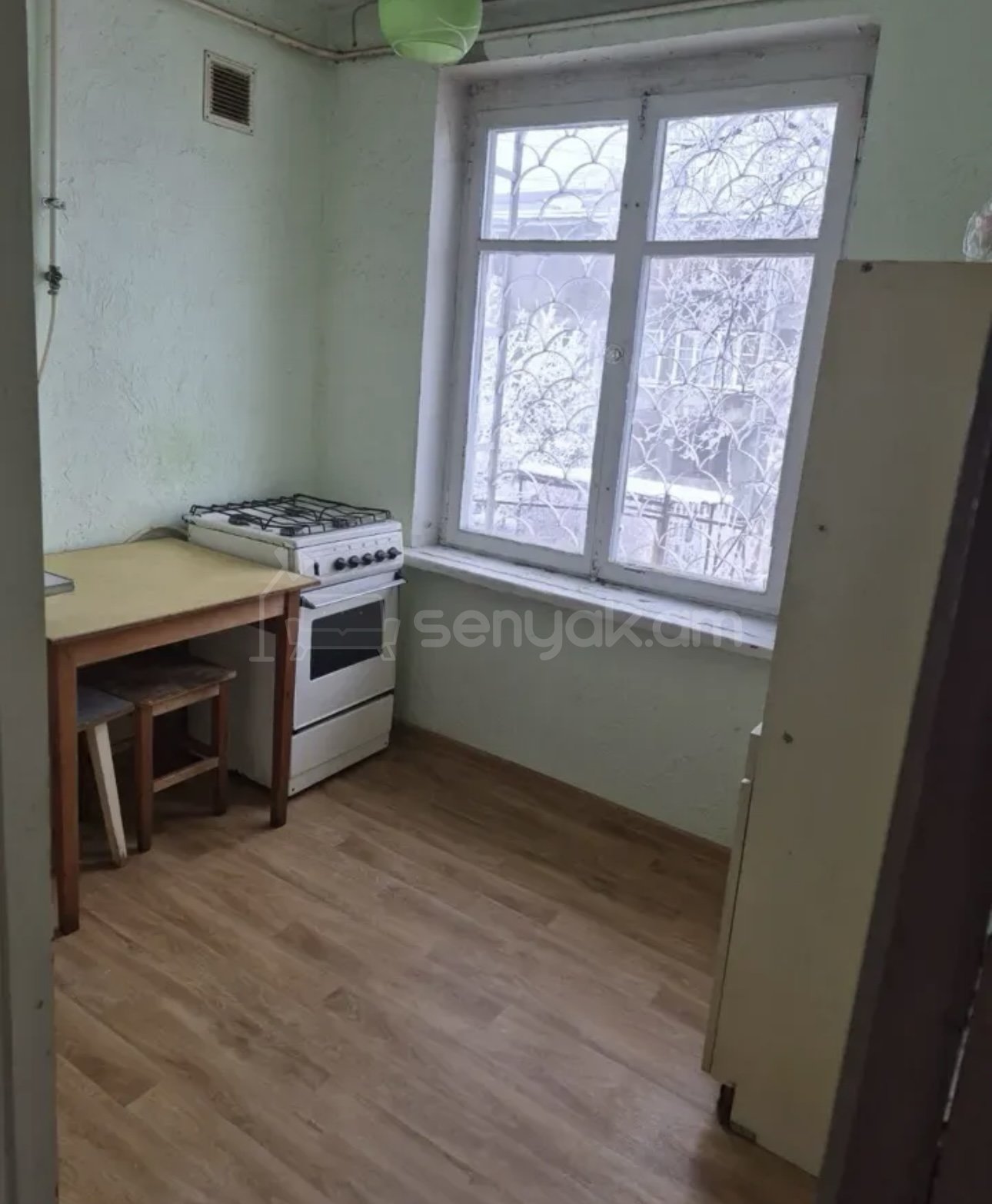 1 Սենյականոց Բնակարան, 30քմ, 1/4 հարկ, Պետական Վիճակում