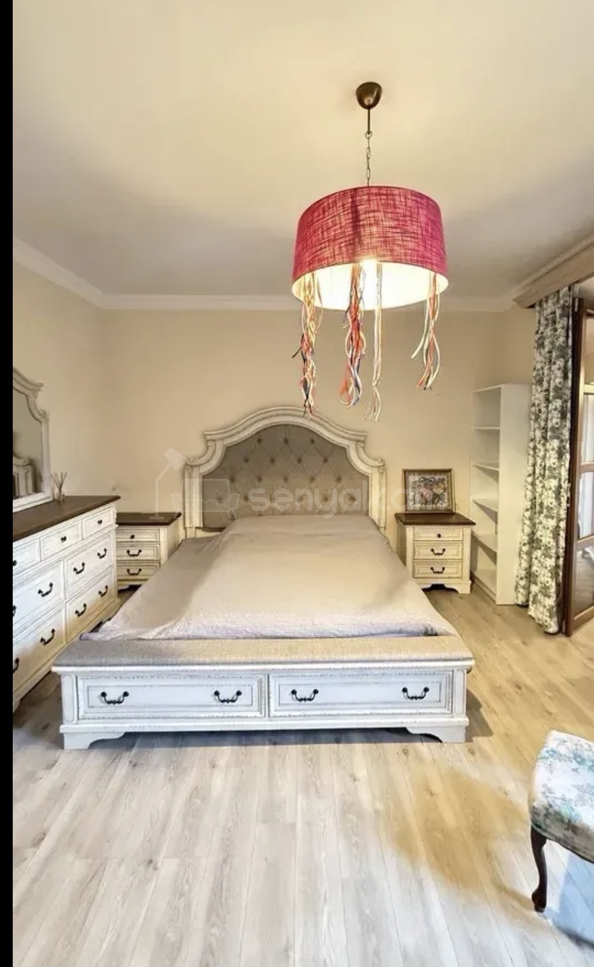 4 Սենյականոց Բնակարան Քարե Շենքում, 109քմ, 3/4 հարկ, Կապիտալ Վերանորոգված