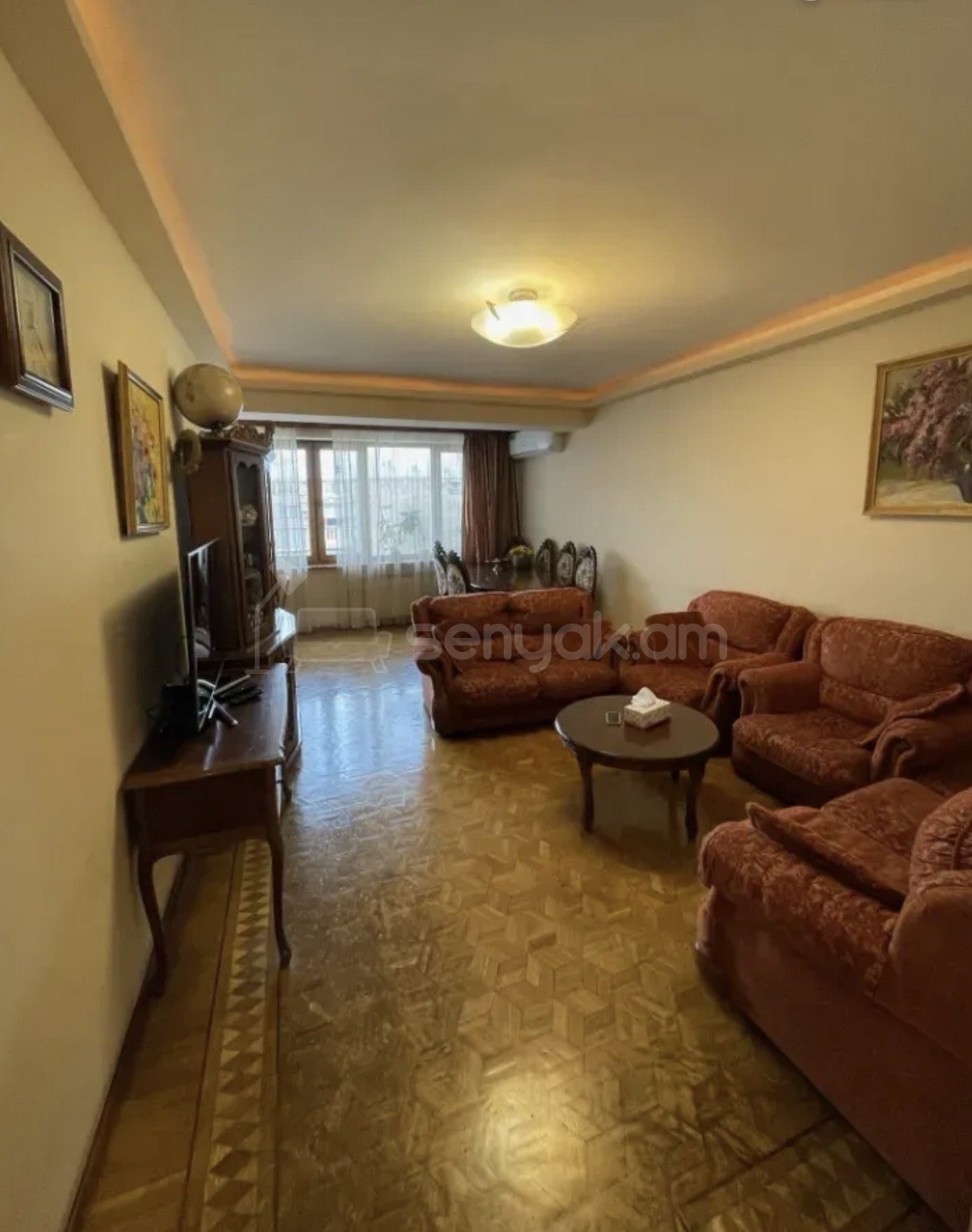 4 Սենյականոց Բնակարան Քարե Շենքում, 105քմ, 4/5 հարկ, Կապիտալ Վերանորոգված