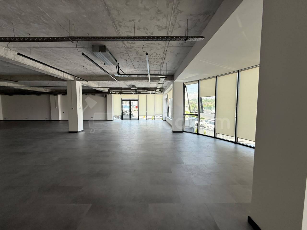 Կոմերցիոն Տարածք, 100քմ, Կապիտալ Վերանորոգված