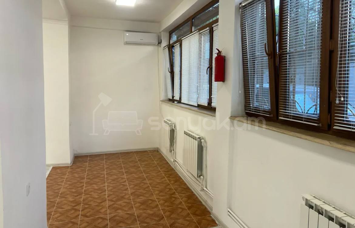 Օֆիսային Տարածք, 56քմ, Կապիտալ Վերանորոգված