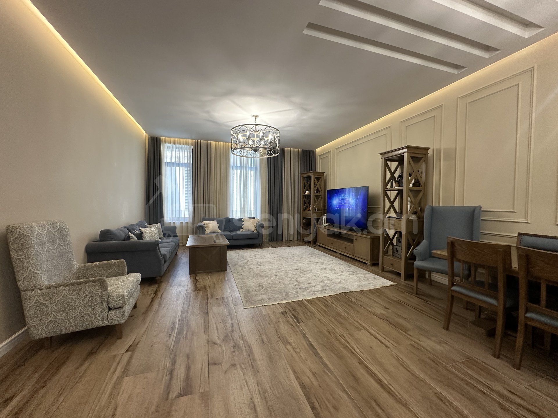 6 Սենյականոց Շքեղ Առանձնատուն, 380քմ, Լողավազանով, Ավտոտնակով