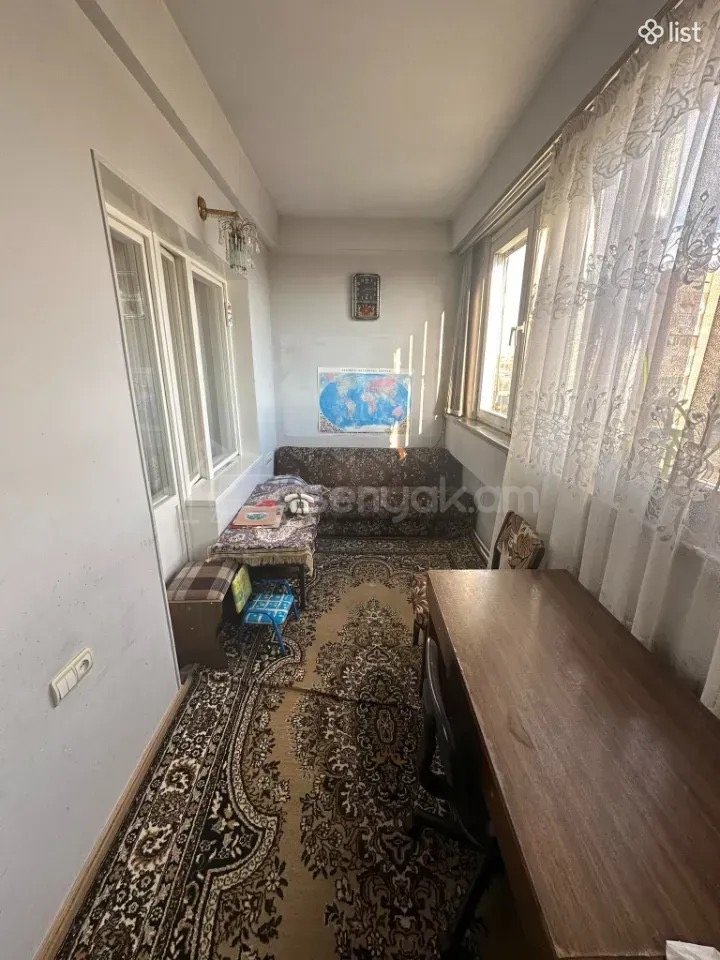 3 Սենյականոց Բնակարան, 85քմ, 7/9 հարկ, Նորմալ Վիճակում, Կահավորված, Արևկող