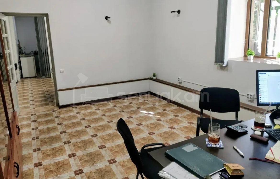 Օֆիսային Տարածք, 90քմ, Կապիտալ Վերանորոգված