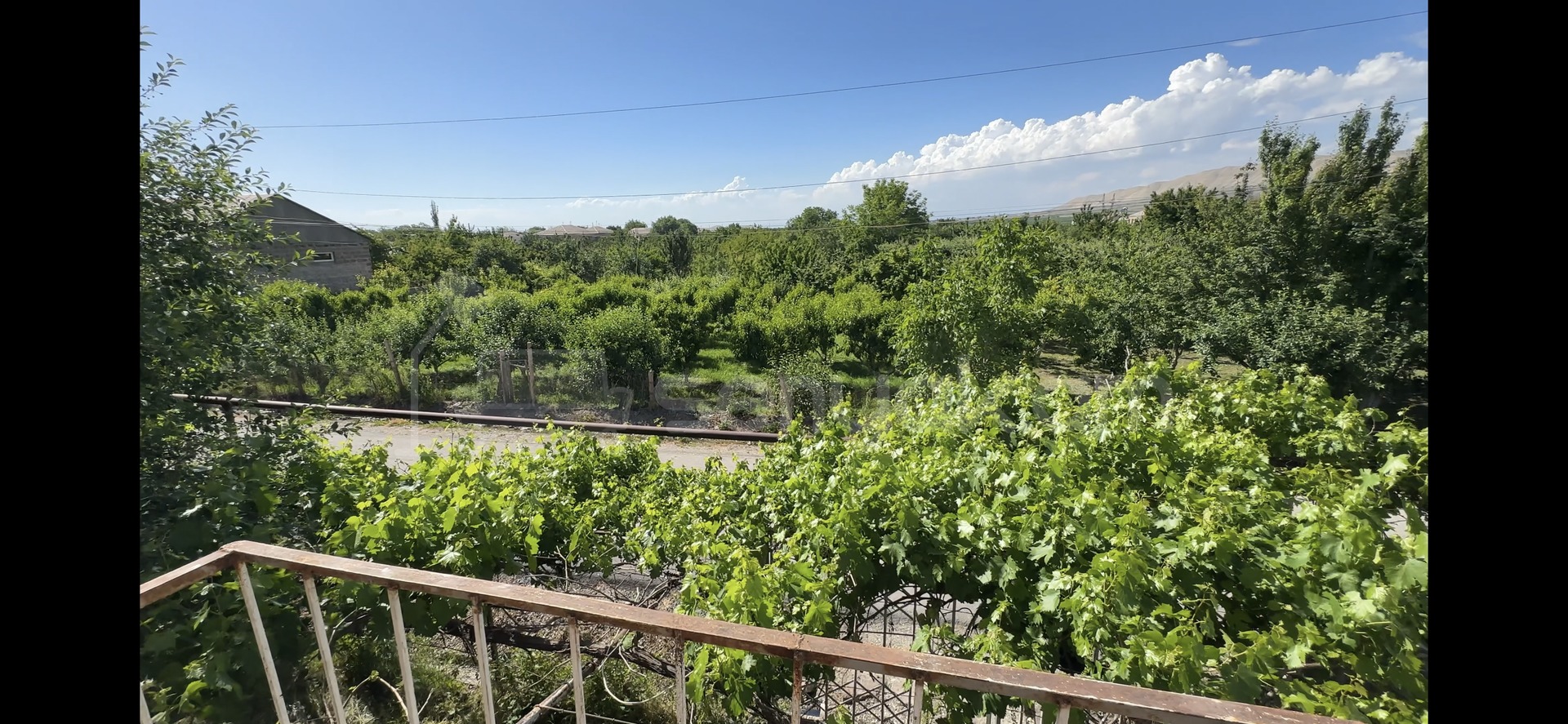 5 Սենյականոց Սեփական Տուն, 260քմ, Նորմալ Վիճակում, Ավտոտնակով