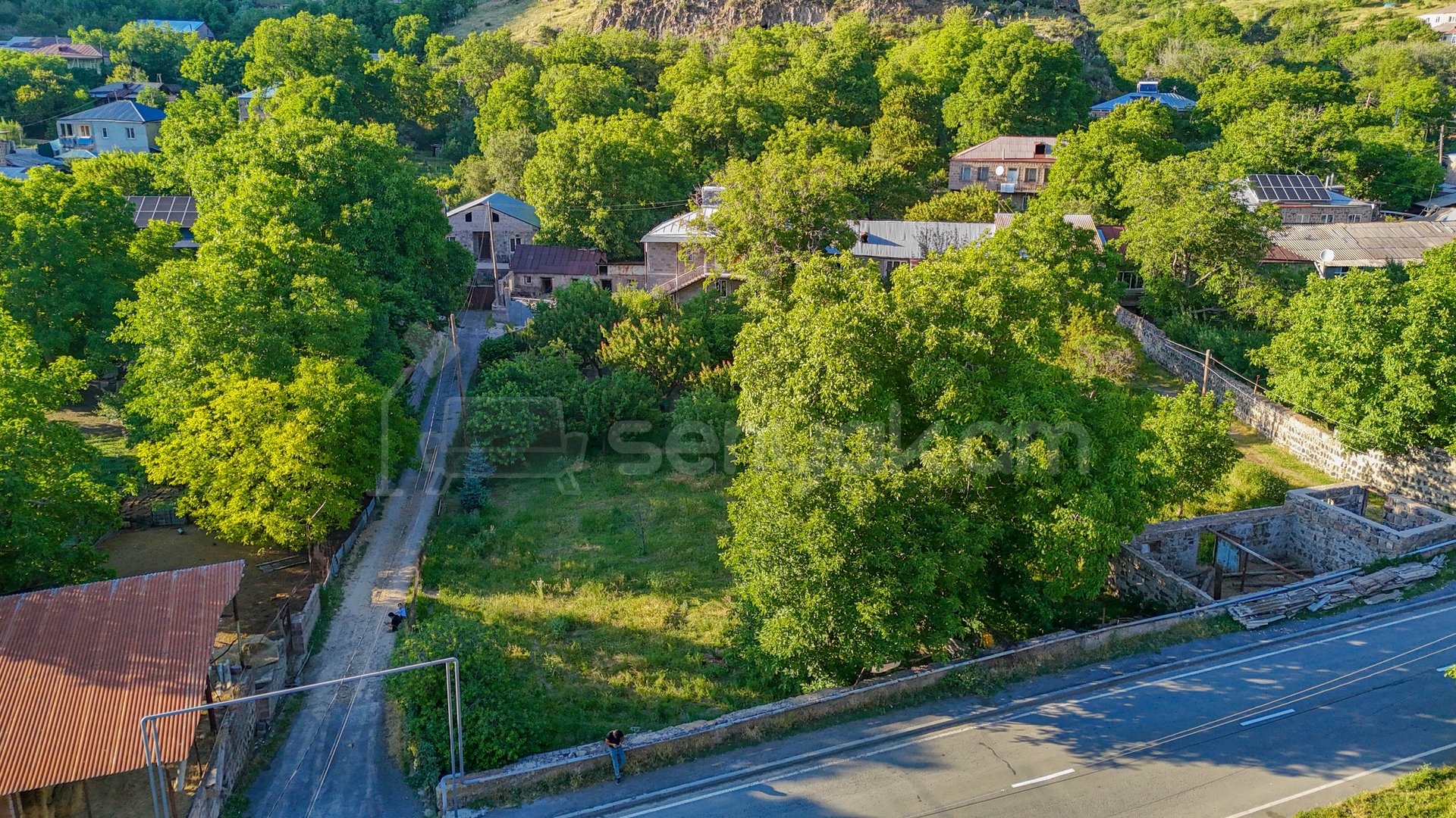 Բնակելի Նշանակության Հողատարածք, 1077քմ, Խմելու Ջրով