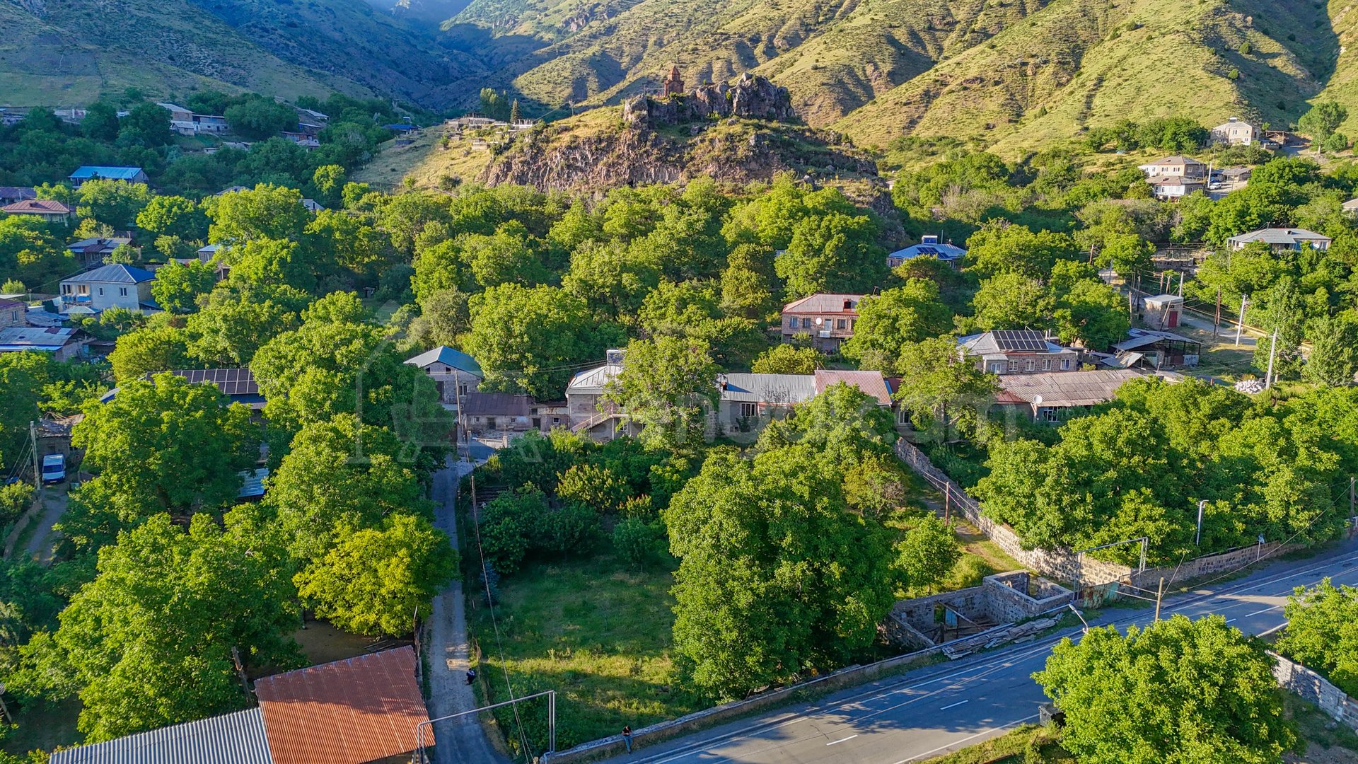 Բնակելի Նշանակության Հողատարածք, 1077քմ, Խմելու Ջրով