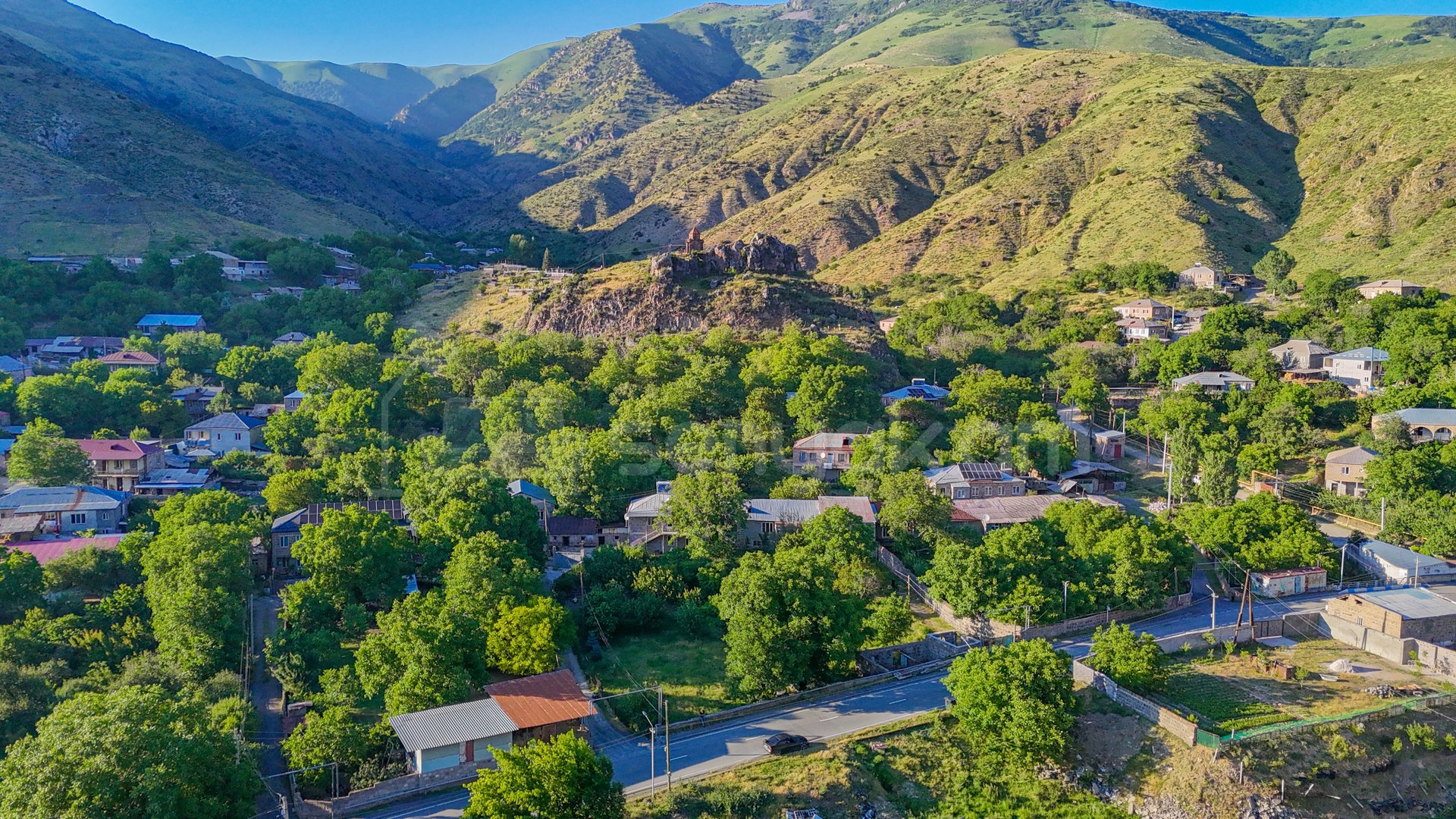 Բնակելի Նշանակության Հողատարածք, 1077քմ, Խմելու Ջրով