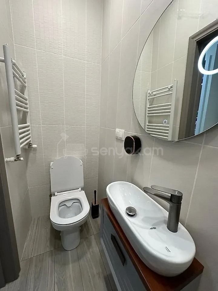 4 Սենյականոց Բնակարան Նորակառույցում, 95քմ, 3/14 հարկ, Կապիտալ Վերանորոգված
