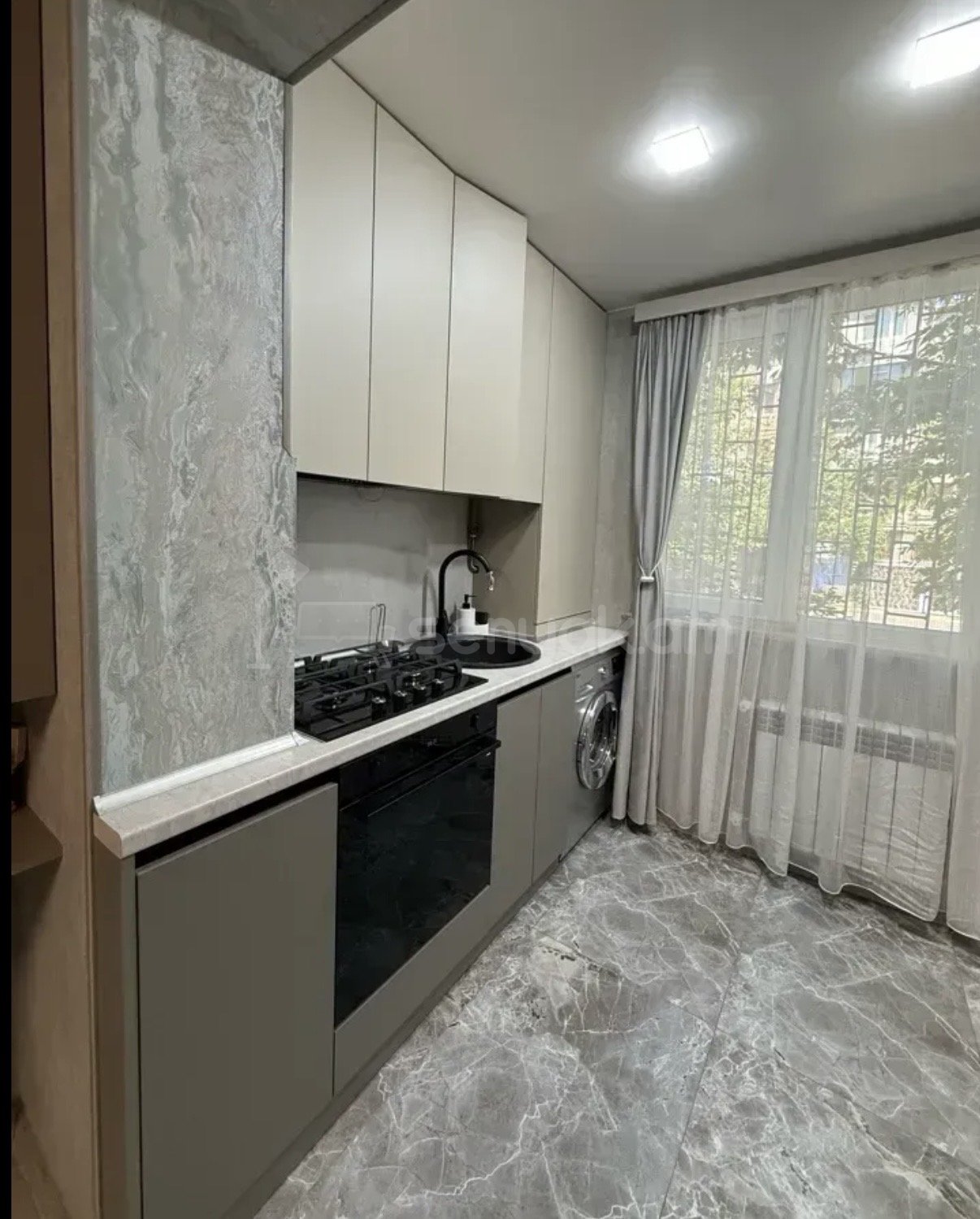2 Սենյականոց Բնակարան, 36քմ, 1/5 հարկ, Կապիտալ Վերանորոգված