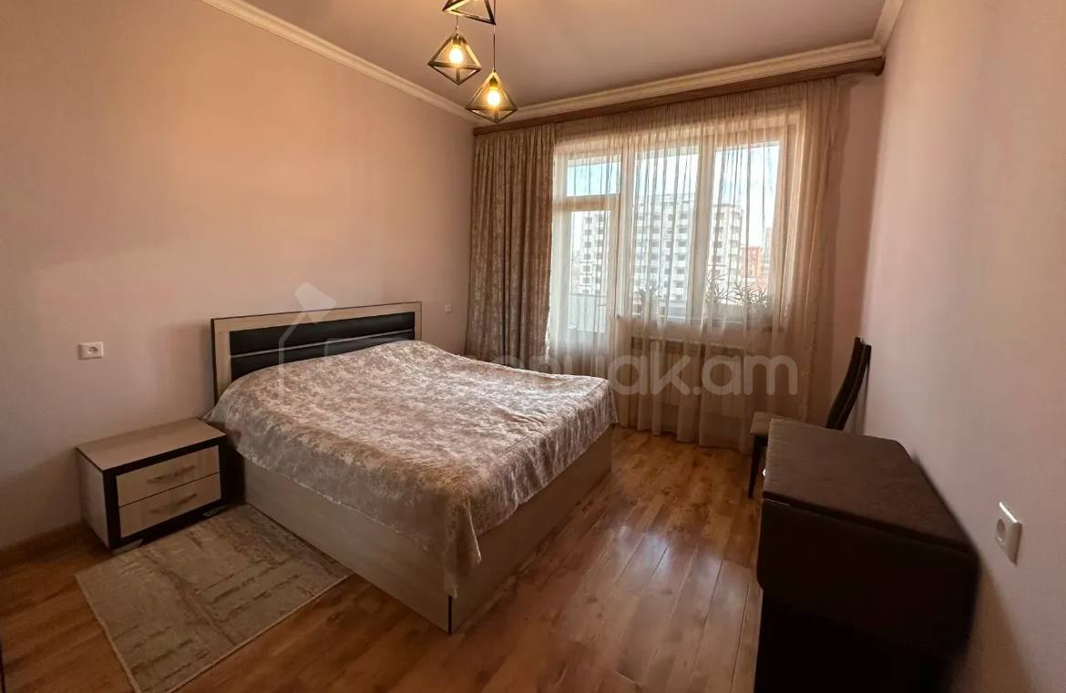 2 Սենյականոց Բնակարան Նորակառույցում, 84քմ, 13/14 հարկ, Կապիտալ Վերանորոգված, Կահավորված