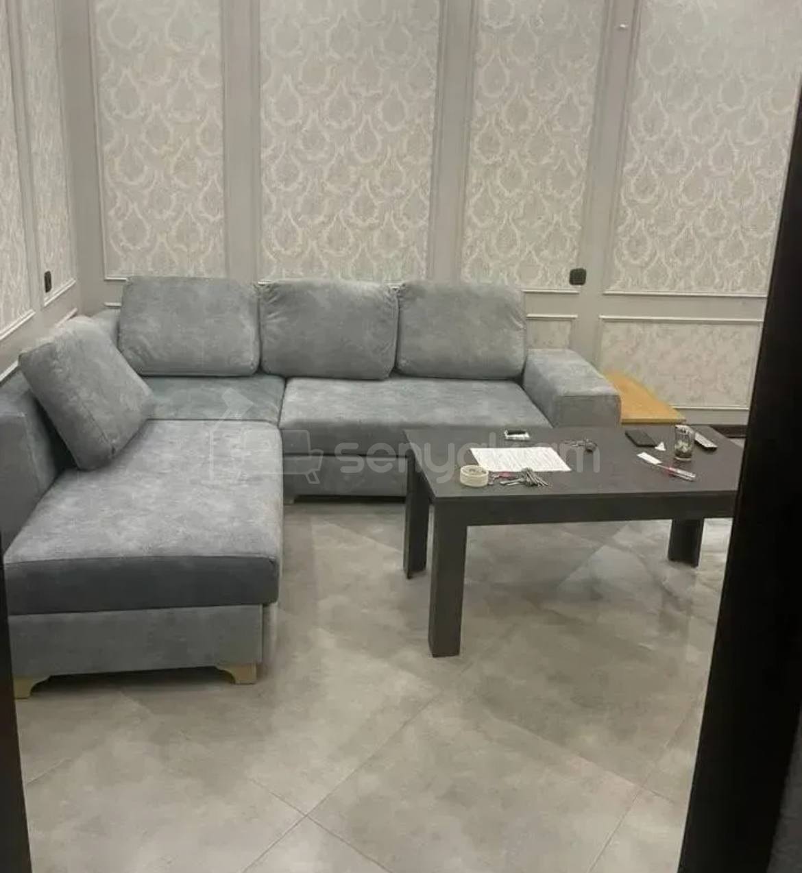 2 Սենյականոց Բնակարան Քարե Շենքում, 50քմ, 5/5 հարկ, Կապիտալ Վերանորոգված