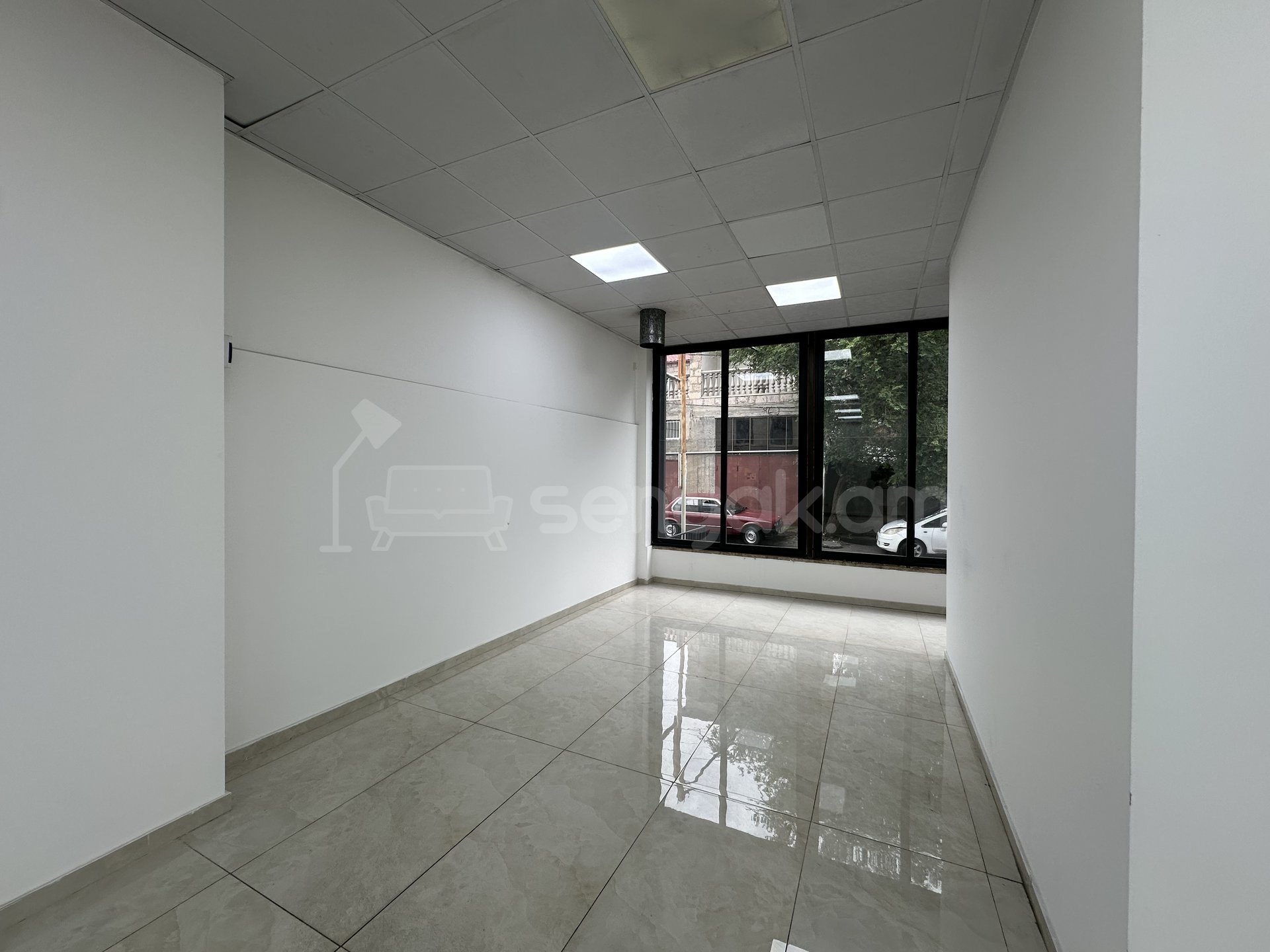Առևտրի Տարածք, 560քմ