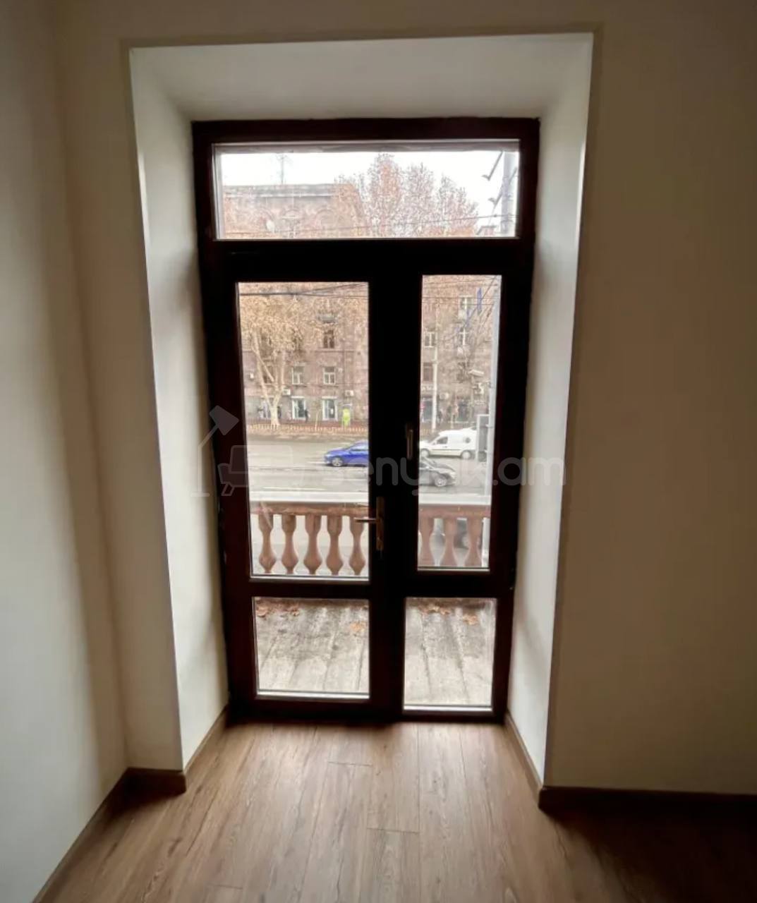 Օֆիսային Տարածք, 98քմ, Կապիտալ Վերանորոգված