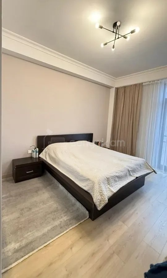 3 Սենյականոց Բնակարան Նորակառույցում, 90քմ, 13/19 հարկ, Կապիտալ Վերանորոգված