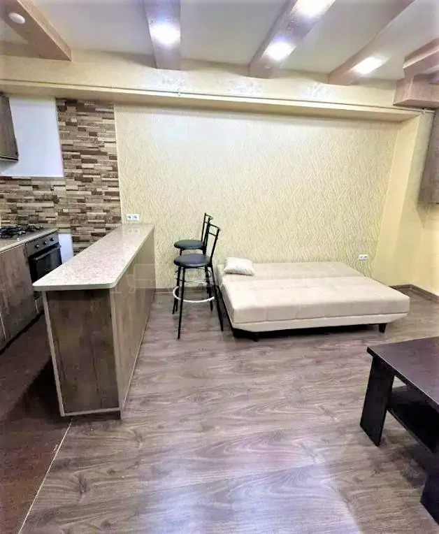 2 Սենյականոց Բնակարան, 43քմ, 2/9 հարկ, Կապիտալ Վերանորոգված
