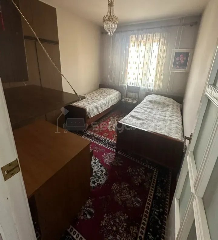 3 Սենյականոց Բնակարան Քարե Շենքում, 78քմ, 4/9 հարկ, Կապիտալ Վերանորոգված, Կահավորված