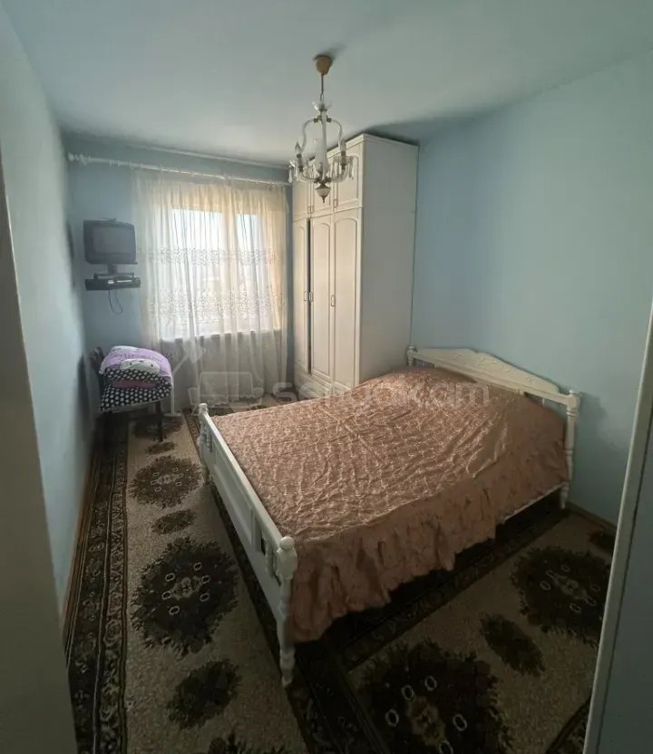 3 Սենյականոց Բնակարան Քարե Շենքում, 78քմ, 4/9 հարկ, Կապիտալ Վերանորոգված, Կահավորված
