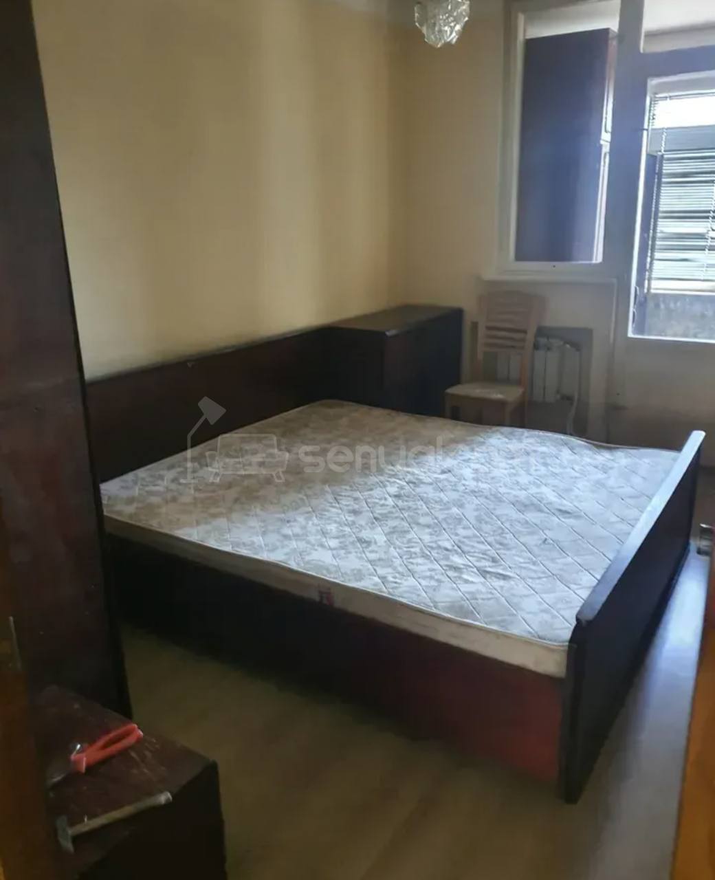 3 Սենյականոց Բնակարան Քարե Շենքում, 90քմ, 3/7 հարկ, Կոսմետիկ Վերանորոգված, Կահավորված