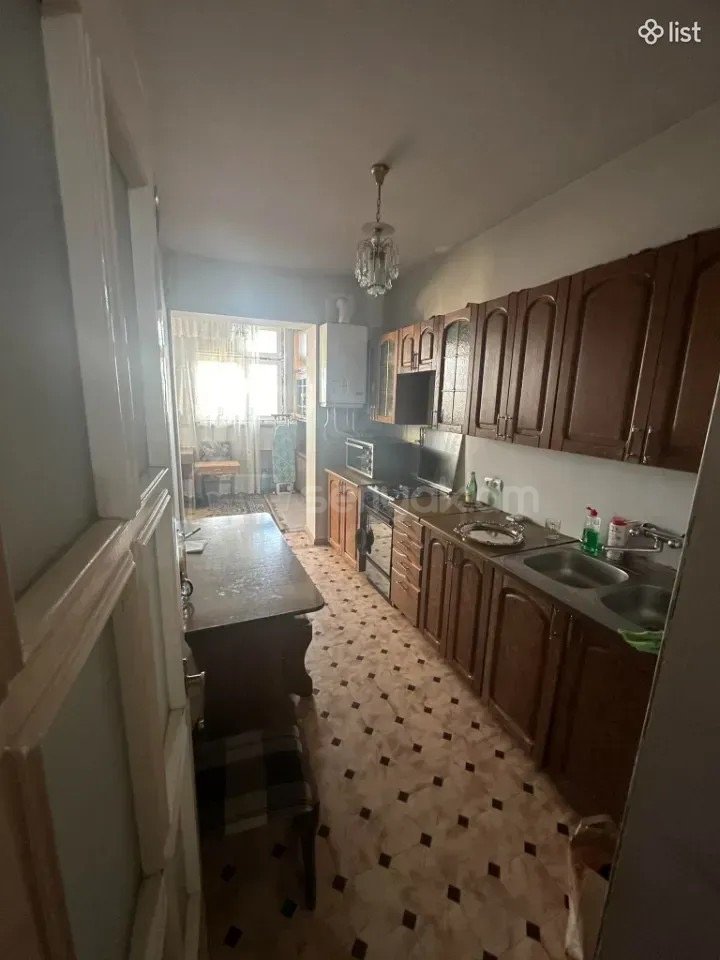 3 Սենյականոց Բնակարան, 85քմ, 7/9 հարկ, Նորմալ Վիճակում, Կահավորված, Արևկող