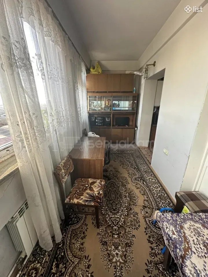 3 Սենյականոց Բնակարան, 85քմ, 7/9 հարկ, Նորմալ Վիճակում, Կահավորված, Արևկող