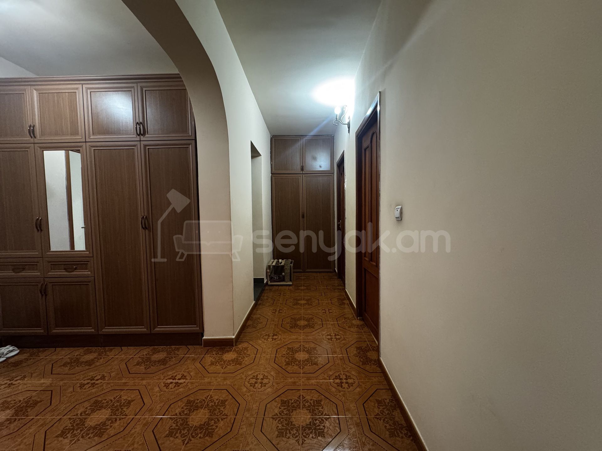 3 Սենյականոց Բնակարան, 100քմ, 6/9 հարկ, Կոսմետիկ Վերանորոգված