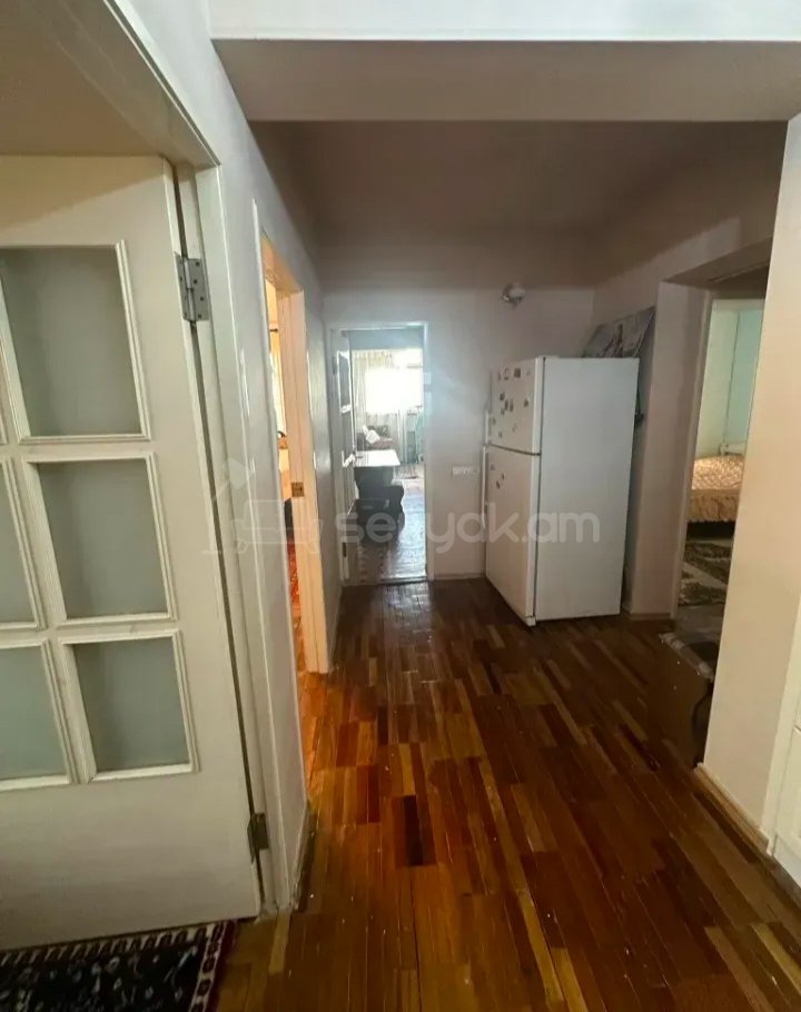 4 Սենյականոց Բնակարան, 90քմ, 7/9 հարկ, Նորմալ Վիճակում, Կահավորված