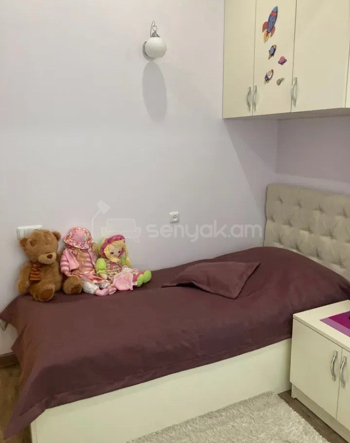 3 Սենյականոց Բնակարան Նորակառույցում, 74քմ, 2/4 հարկ, Դիզայներական Վերանորոգված
