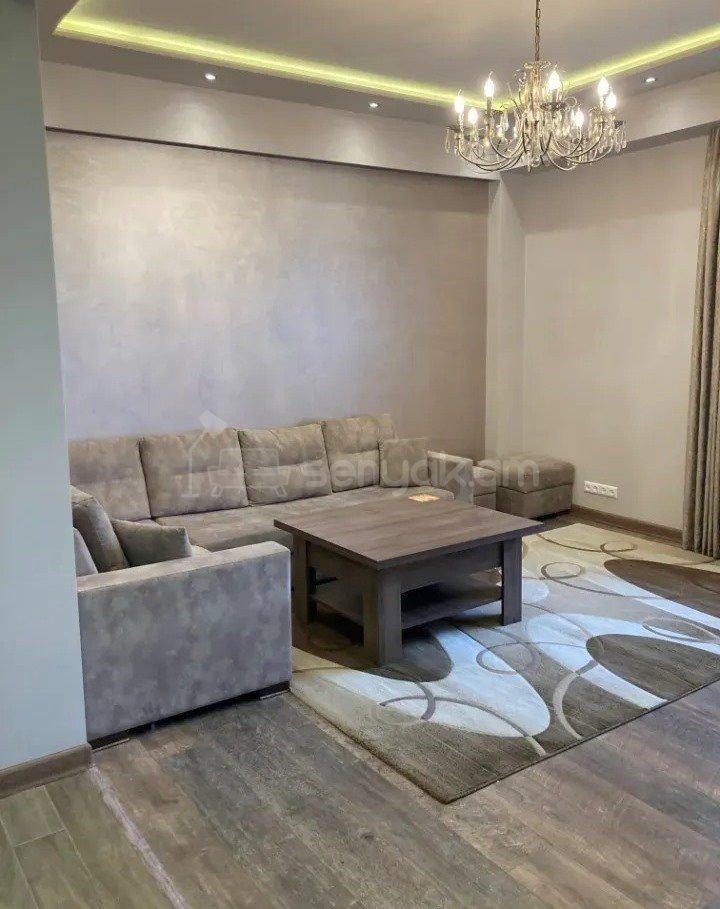 3 Սենյականոց Բնակարան Նորակառույցում, 74քմ, 2/4 հարկ, Դիզայներական Վերանորոգված
