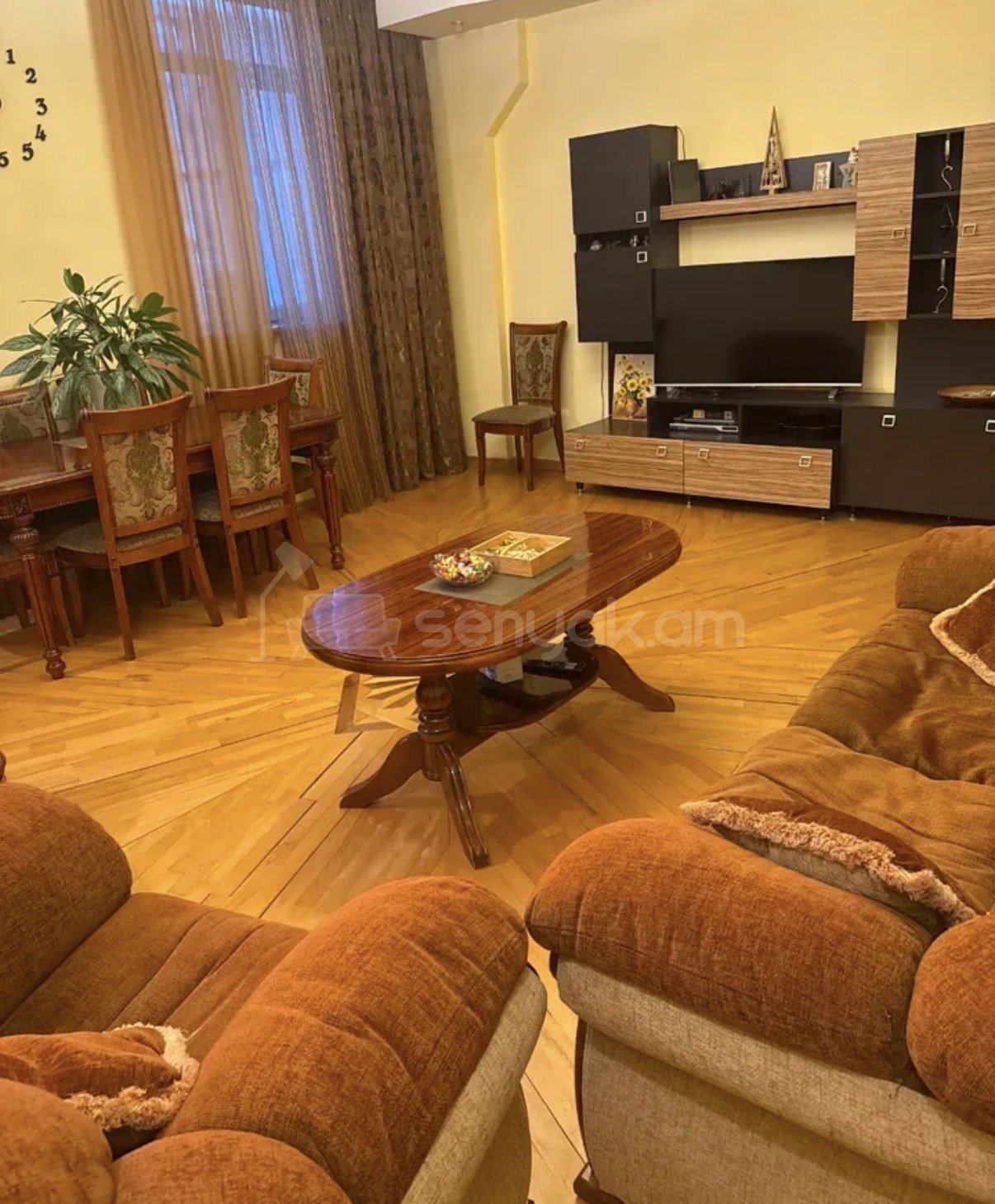 4 Սենյականոց Բնակարան Քարե Շենքում, 113քմ, 2/4 հարկ, Կապիտալ Վերանորոգված
