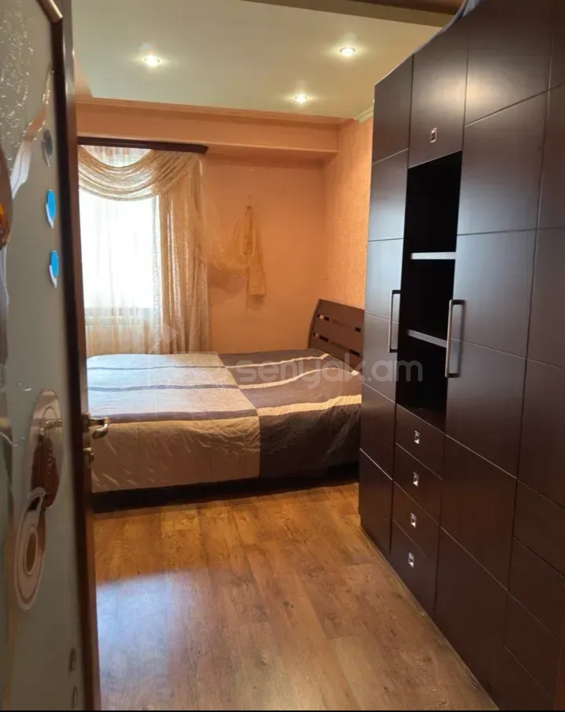 3 Սենյականոց Բնակարան, 79քմ, 2/9 հարկ, Կապիտալ Վերանորոգված, Կահավորված