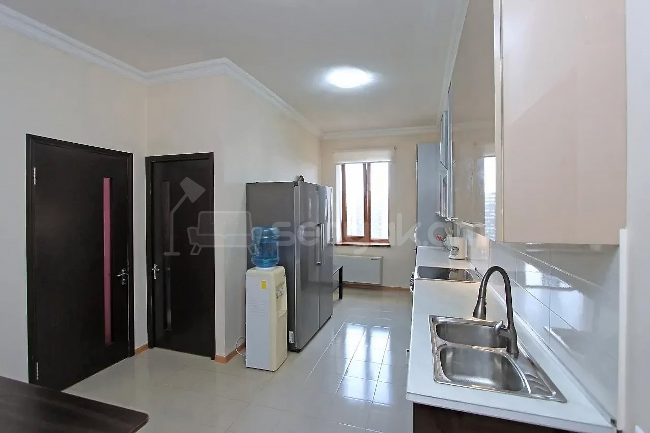 3 Սենյականոց Բնակարան Նորակառույցում, 80քմ, 15/18 հարկ, Կապիտալ Վերանորոգված